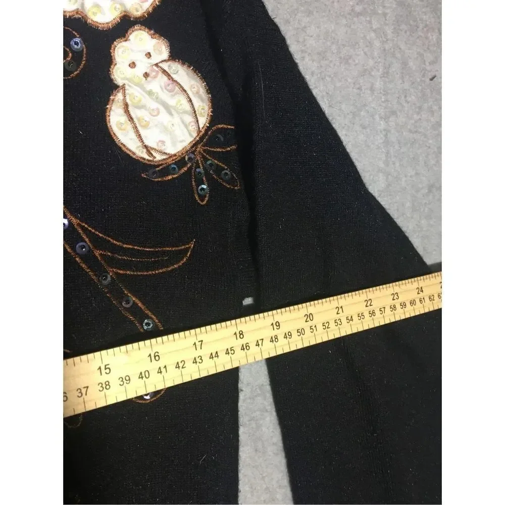 Womens LouBella Sweater Size Medium Brown Leaves Acrylic Blend Autumn Fall